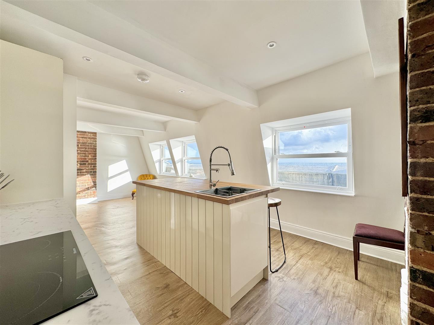 3 bed property in Marina, St. Leonards-On-Sea